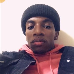 Meet your Posher, Deandre